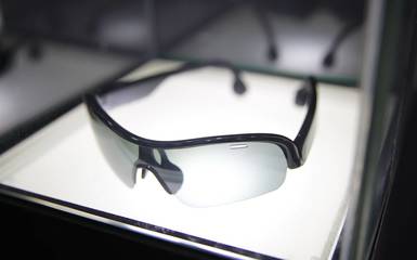 探訪韶音骨傳導耳機工廠 從眼鏡到未來，一場聽覺技術的革命